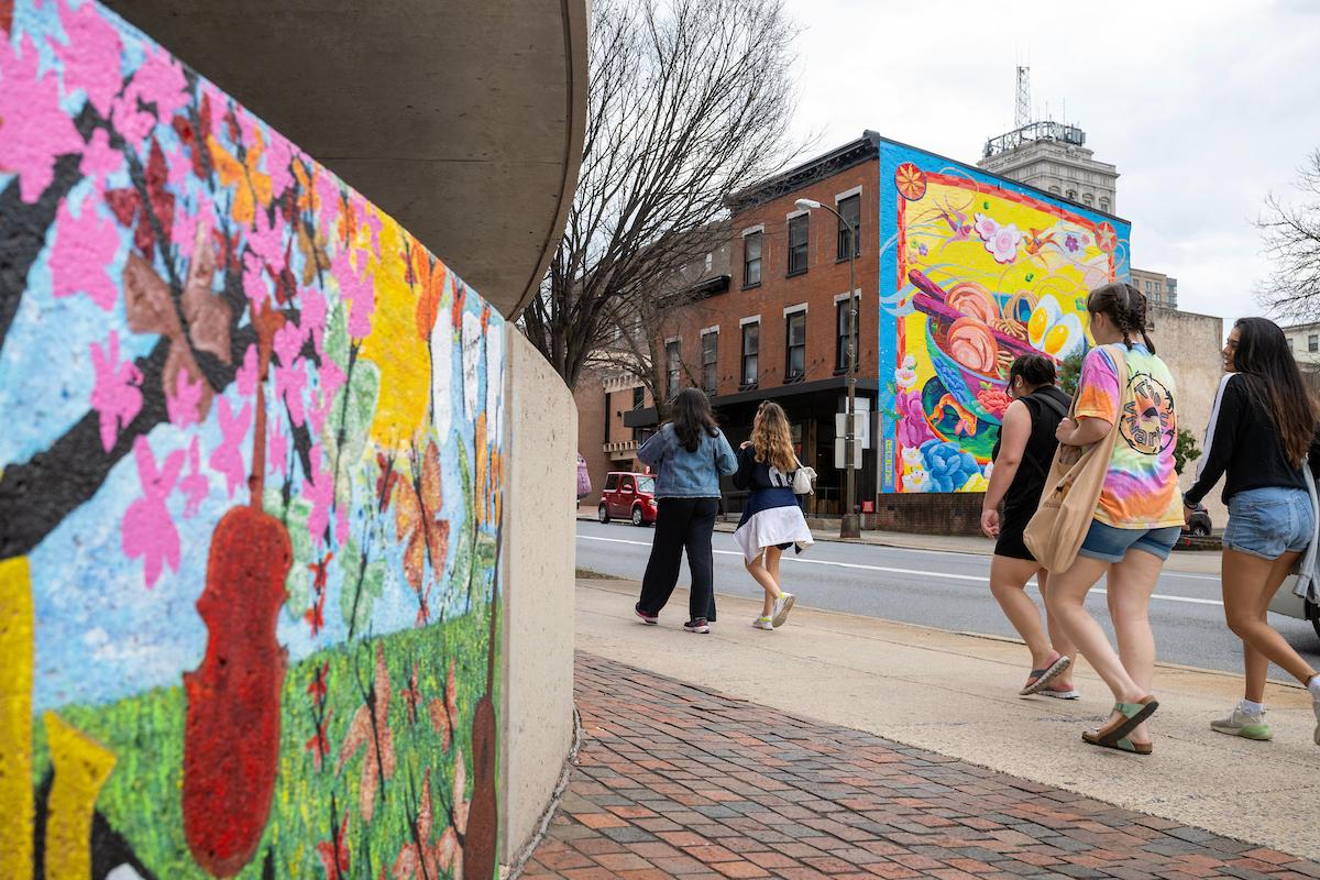 Art murals in Lancaster