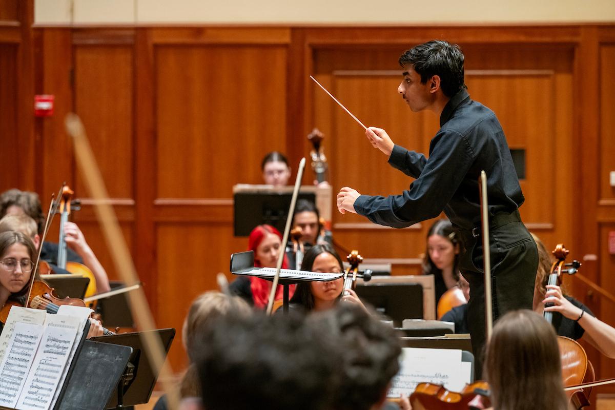 Student conductors at F&M's Common Hour