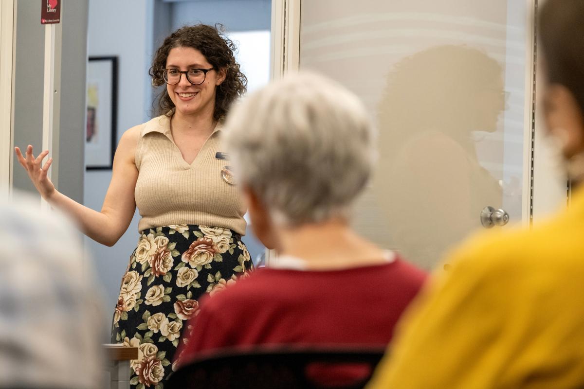 Lifelong learning class in the library Lifelong learning class in the library