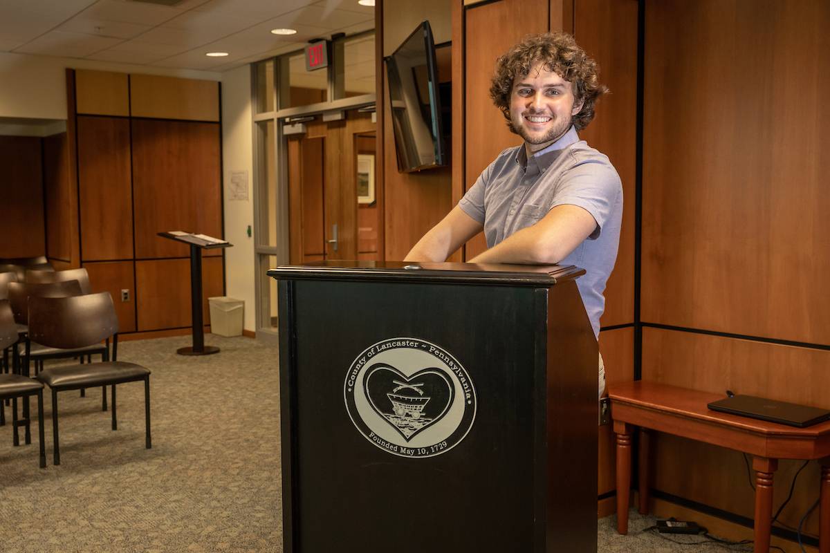 Legal & government professions Legal & government professions