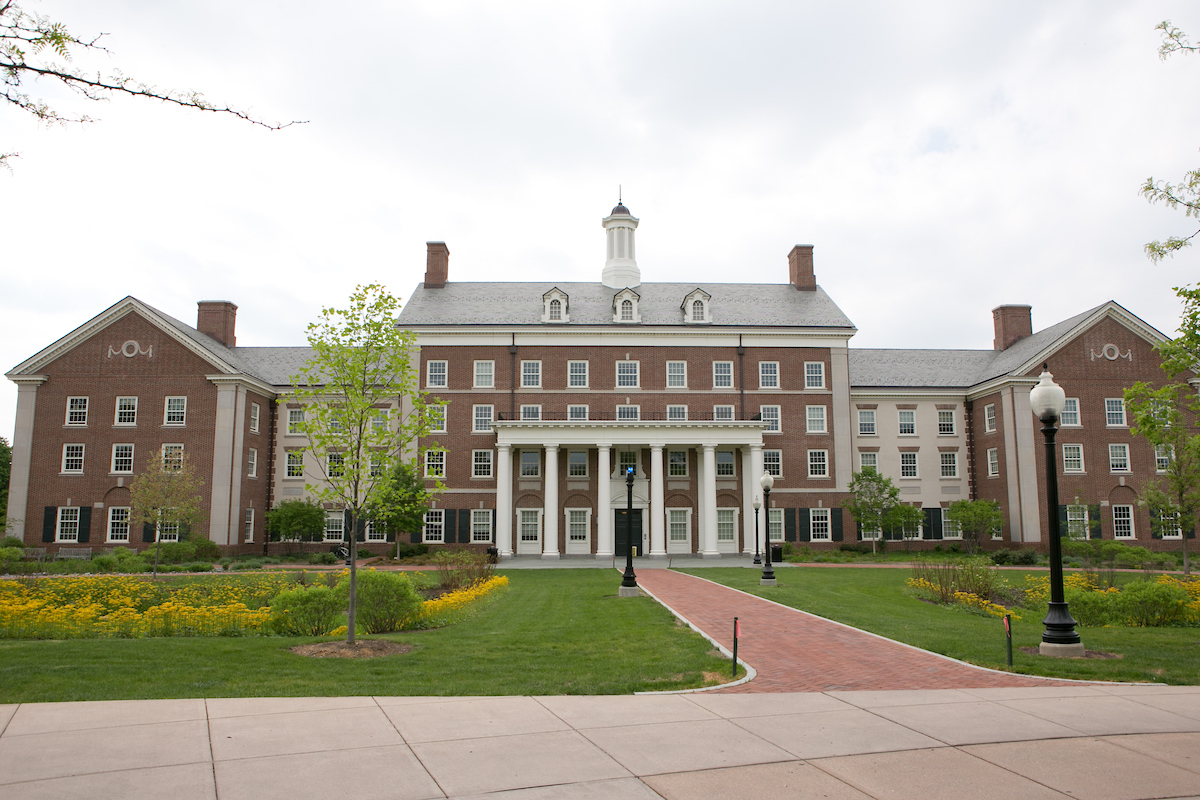 Roschel College House rain gardens