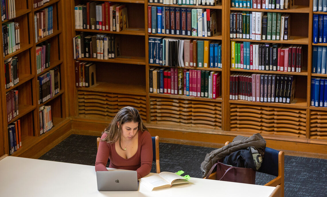 Anna Synakh '22 in the F&M library conducting research on Russian soft-power politics from the early 2000s to present day.