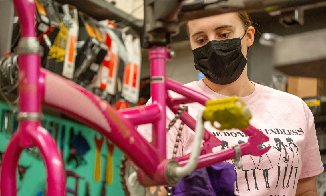 Students volunteer at The Common Wheel on Wednesday evenings during the spring semester. Each year, the nonprofit collects and refurbishes bikes to donate to Lancaster youth.